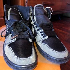 Nike sneakers reflection jordan